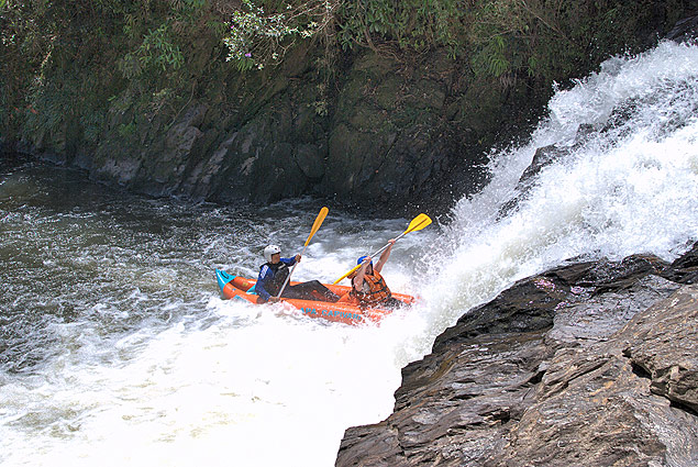 Rafting na cachoeira do Jamil, na capital paulista