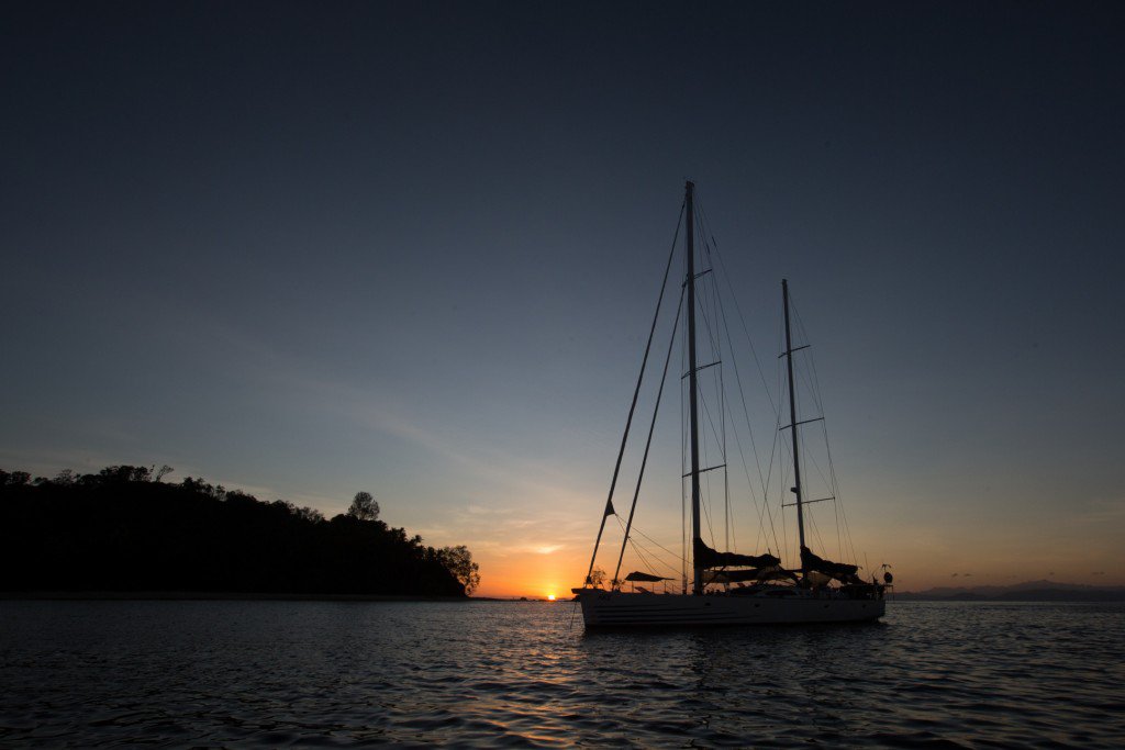 Por do sol em Papua Nova Guin