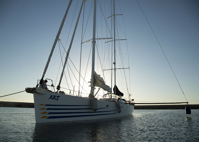 O veleiro Kat, construdo especialmente para a Expedio Oriente