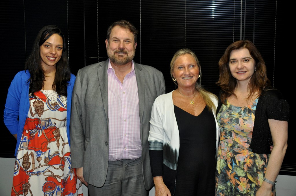 Priscila Moraes, Paul Gaugier e Mitsi Goulias, do Visit Britain, com Rosa Masgrau, do ME