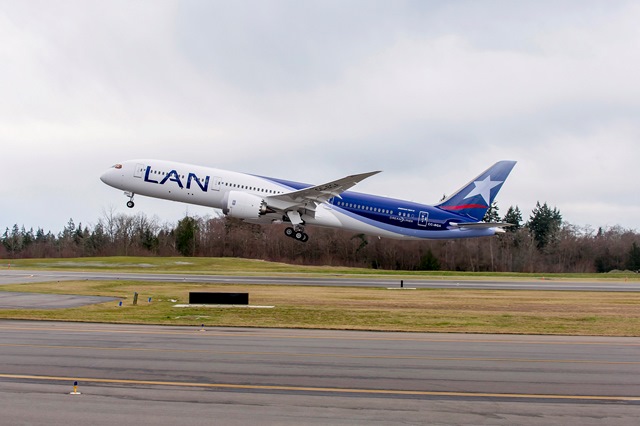 Boeing entrega primeiro 787-9 Dreamliner para LATAM Airlines