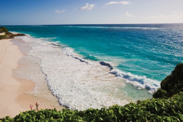 Barbados se destaca com praias entre melhores do Caribe