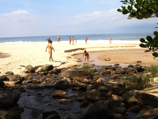 Praia Brava, em Peruíbe, também foi 'descoberta' por grupo de naturistas (Foto: Renata Freire / Arquivo Pessoal)