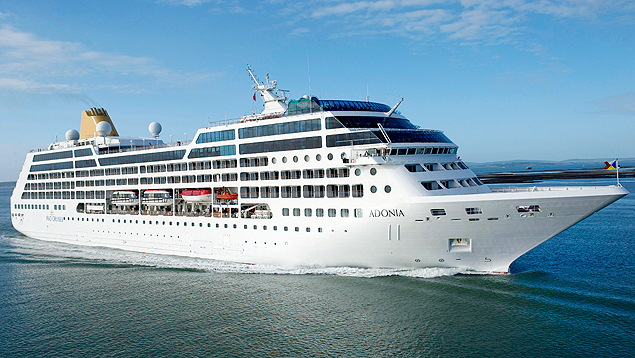 O navio Adonia dever ser usado pela Carnival para poder fazer o cruzeiro entre Miami e Cuba