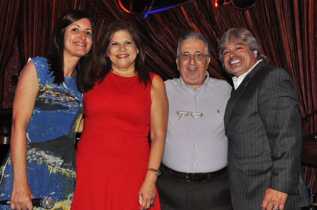Andrea Gabel e Ana Fernandez, de St. Pete Clearwater, com Leslie Benveniste e Santiago Corrada, do Visit Tampa Bay