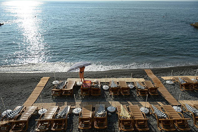 Praia perto de Livadia; moradores da pennsula da Crimeia dizem que russos preferem resorts