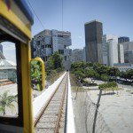 Rio de Janeiro - Bonde de Santa Teresa inicia testes em trecho desativado desde o acidente de  agosto de 2011, entre o Largo do Curvelo e o Largo dos Guimares (Tnia Rgo/Agncia Brasil)