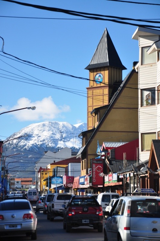 A cidade de Ushuaia  muito movimentada o ano todo. Em setembro recebe o congresso Intersky