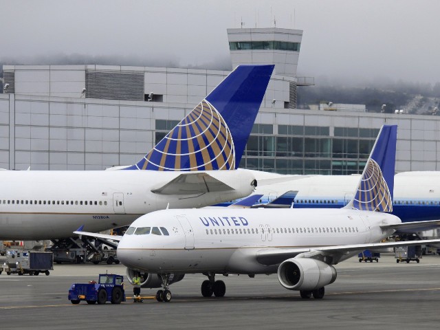 United Airlines divulga resultado operacional de fevereiro