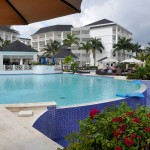 Uma das piscinas do Secrets Jamaica