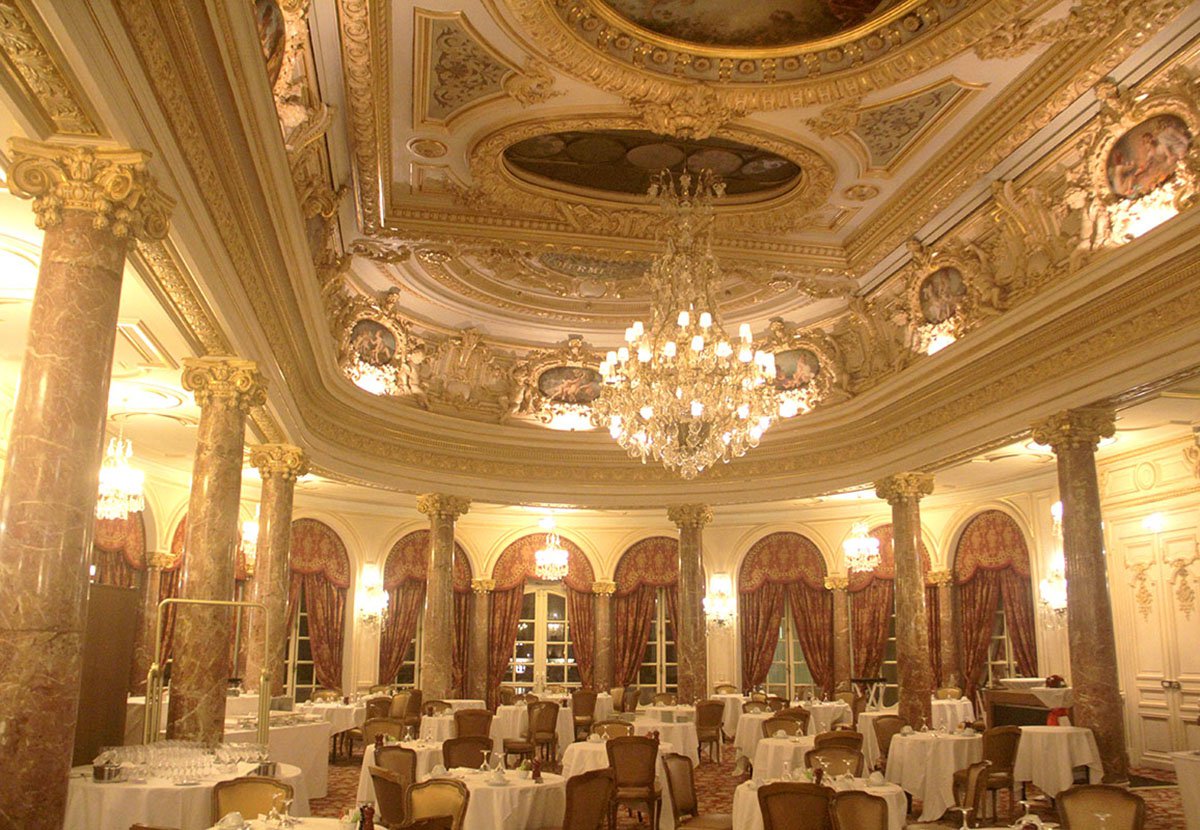 Interior do Caf Paris