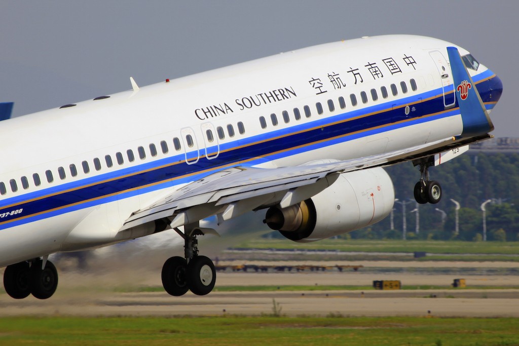 B-5125_-_China_Southern_Airlines_-_Boeing_737-83NWL_-_CAN_89278574141