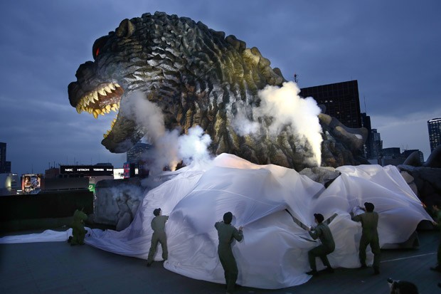  Cabeça do Godzilla é revelada: monstro foi nomeado embaixador do turismo do distrito de Shinjuku, de Tóquio  (Foto: AP Photo/Shizuo Kambayashi)