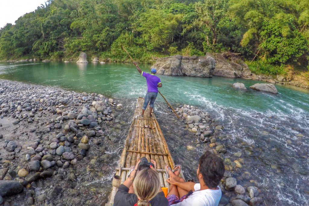 Bamboo Rafting no Rio Grande, em Port Antonio - Jamaica