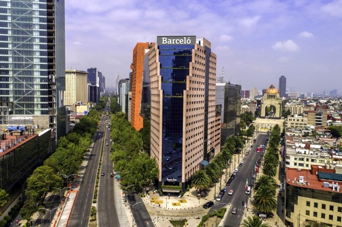 O hotel fica localizado na Avenida Reforma, uma conhecida parada de turistas da capital mexicana (Foto: Divulgação)