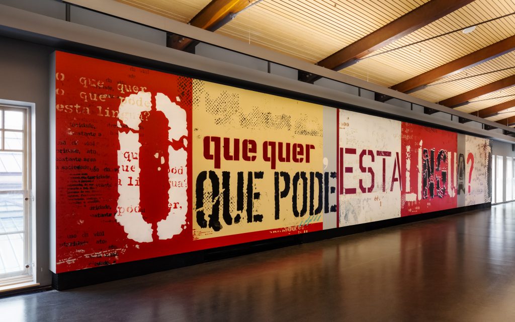Museu da Língua Portuguesa reabre ao público reconstruído após incêndio. Conteúdo renovado vai combinar experiências audiovisuais inéditas e instalações marcantes