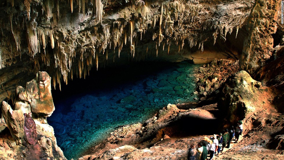 Gruta da Lagoa Azul, em Bonito (MS)
