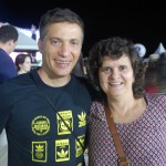 Alexandre Melita, da Azul Viagens, e Aninha Costa, da Emprotur