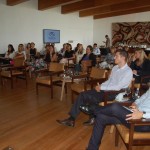 Agentes e operadores recebem treinamento sobre produtos da Pier 1