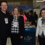 Jovane Freier e Natalia Dalla, e Thais Umetsu, da GJP Hotels