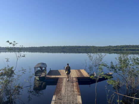 Cheia do Rio Negro marca nova temporada no Pouso das Castanheiras, na Amazônia