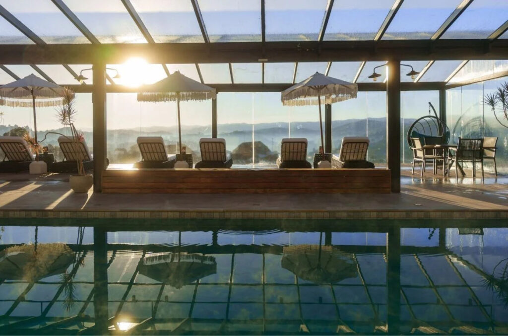 Piscina Interna Aquecida, Chris Wellness Resort Hotel. Crédito: Divulgação